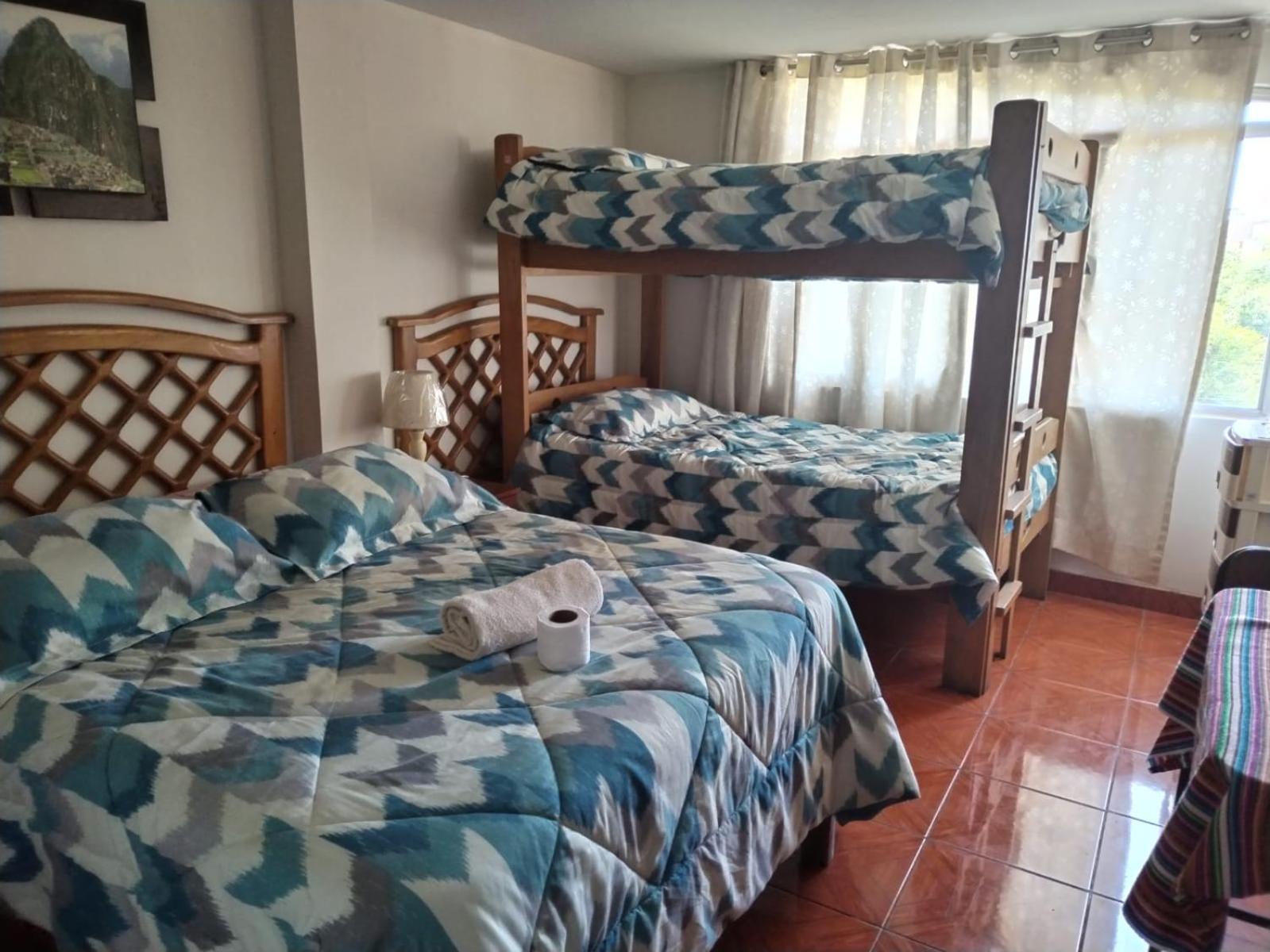 Hostal Turistico El Cajamarquez リマ エクステリア 写真