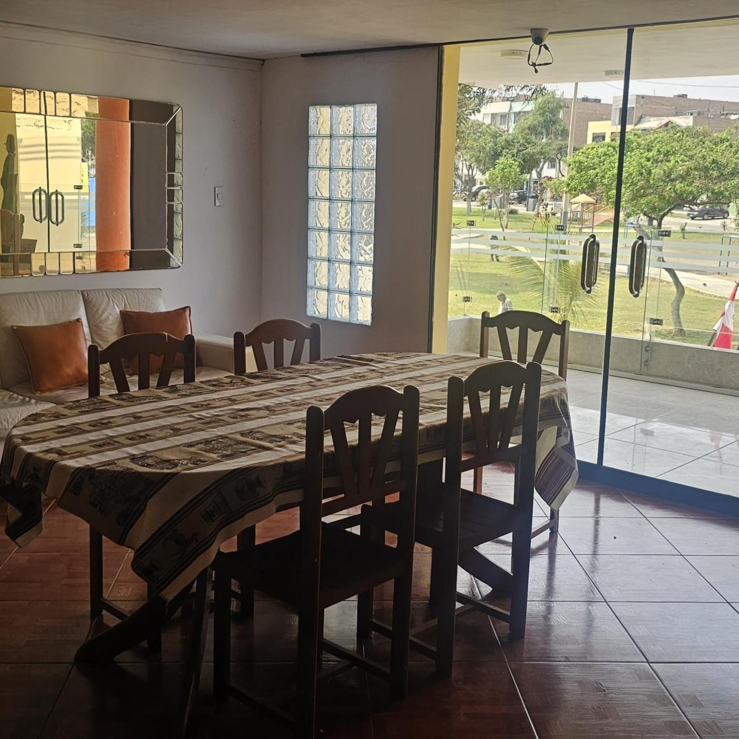 Hostal Turistico El Cajamarquez リマ エクステリア 写真